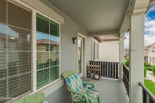 907 S Henry Ln, Gilbert, AZ 85296 - Photo 2