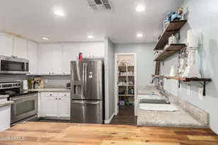 907 S Henry Ln, Gilbert, AZ 85296 - Photo 8