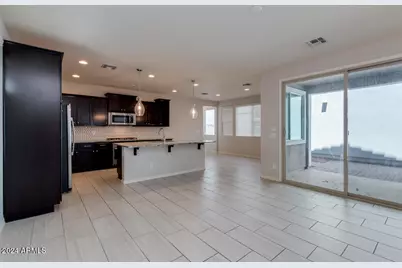 3661 E Stiles Lane, Gilbert, AZ 85295 - Photo 8