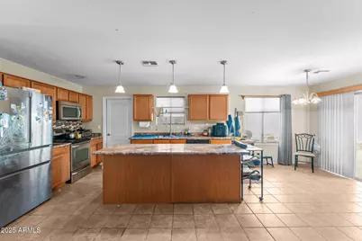 7264 W Cactus Wren Drive, Glendale, AZ 85303 - Photo 8