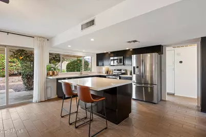 5330 E Winchcomb Drive, Scottsdale, AZ 85254 - Photo 6