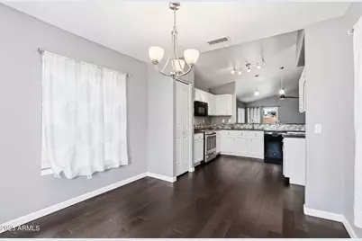 4835 E Holmes Avenue, Mesa, AZ 85206 - Photo 12