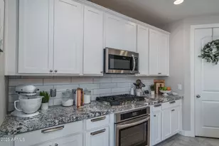 19308 W Badgett Ln, Litchfield Park, AZ 85340 - Photo 6