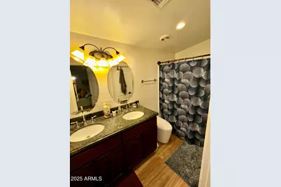 219 W Harmont Drive, Phoenix, AZ 85021 - Photo 14