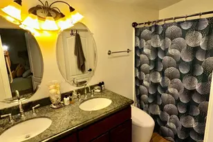 219 W Harmont Dr, Phoenix, AZ 85021 - Photo 14