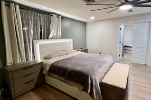 219 W Harmont Dr, Phoenix, AZ 85021 - Photo 4