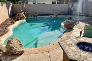 219 W Harmont Dr, Phoenix, AZ 85021 - Photo 12