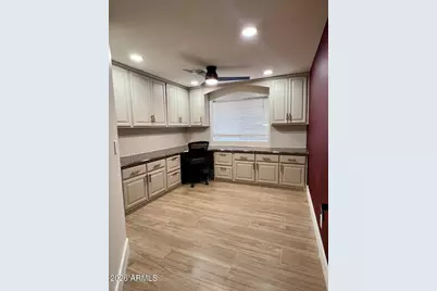 219 W Harmont Drive, Phoenix, AZ 85021 - Photo 6