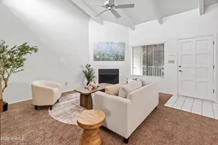 1017 E Maryland Ave, Phoenix, AZ 85014 - Photo 2