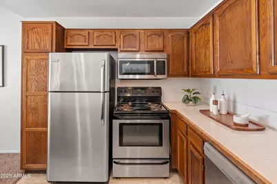 1017 E Maryland Avenue #213, Phoenix, AZ 85014 - Photo 6