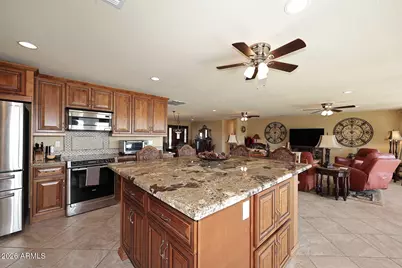 10805 W Willowbrook Drive, Sun City, AZ 85373 - Photo 14