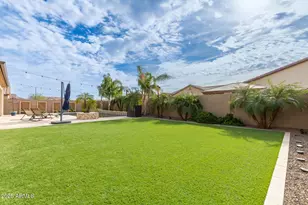 18409 W Robin Ln, Surprise, AZ 85387 - Photo 58