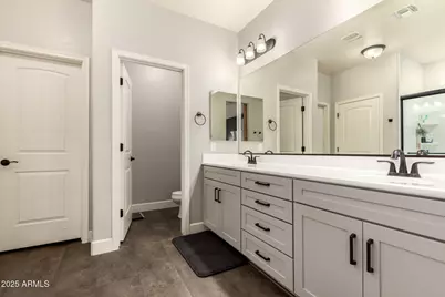 18409 W Robin Lane, Surprise, AZ 85387 - Photo 20