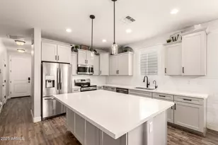 18409 W Robin Ln, Surprise, AZ 85387 - Photo 10