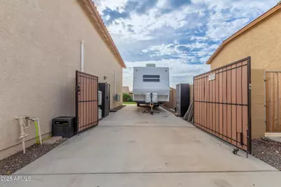 18409 W Robin Lane, Surprise, AZ 85387 - Photo 46