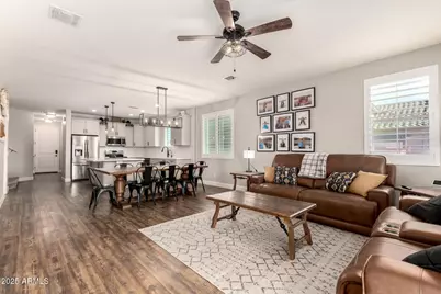 18409 W Robin Lane, Surprise, AZ 85387 - Photo 8