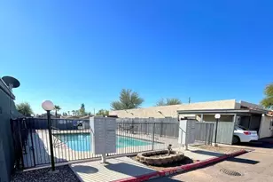 6527 N 67th Ave, Glendale, AZ 85301 - Photo 20