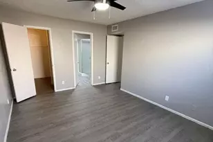 6527 N 67th Ave, Glendale, AZ 85301 - Photo 10