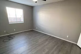 6527 N 67th Ave, Glendale, AZ 85301 - Photo 8