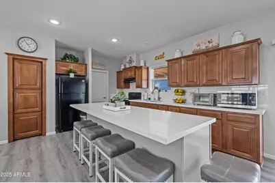 10524 S 205th Avenue, Buckeye, AZ 85326 - Photo 2