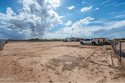 10524 S 205th Avenue, Buckeye, AZ 85326 - Photo 24