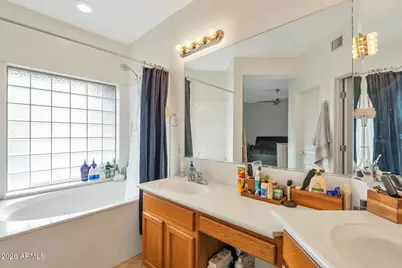 2019 E Campbell Avenue #106, Phoenix, AZ 85016 - Photo 10