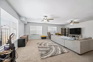 4136 W Hearn Rd, Phoenix, AZ 85053 - Photo 8