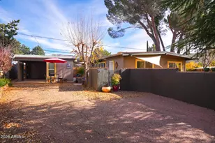 40 View Dr, Sedona, AZ 86336 - Photo 2
