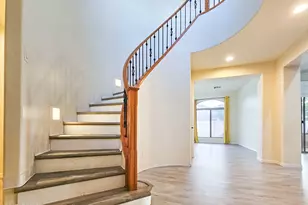 991 E Taurus Pl, Chandler, AZ 85249 - Photo 4