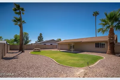 307 W Piute Avenue, Phoenix, AZ 85027 - Photo 2