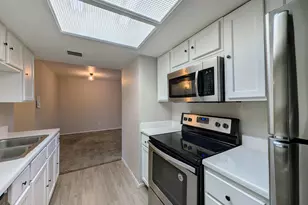 4211 E Palm Ln, Phoenix, AZ 85008 - Photo 14