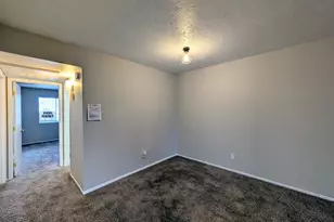 4211 E Palm Ln, Phoenix, AZ 85008 - Photo 8