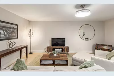 1225 E Medlock Drive #102, Phoenix, AZ 85014 - Photo 8