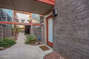 1225 E Medlock Dr, Phoenix, AZ 85014 - Photo 4