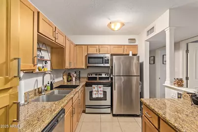 1225 E Medlock Drive #102, Phoenix, AZ 85014 - Photo 12