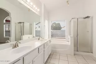 1060 W Glenmere Dr, Chandler, AZ 85224 - Photo 16