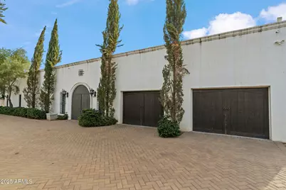 135 E Maryland Avenue, Phoenix, AZ 85012 - Photo 4