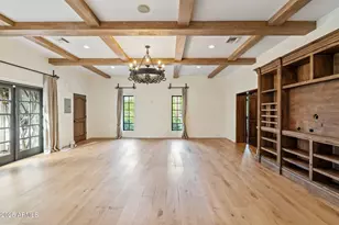 135 E Maryland Ave, Phoenix, AZ 85012 - Photo 28