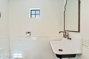 135 E Maryland Ave, Phoenix, AZ 85012 - Photo 52