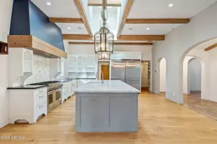 135 E Maryland Ave, Phoenix, AZ 85012 - Photo 18