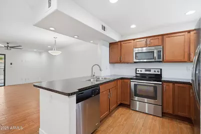 715 S Extension Road #16, Mesa, AZ 85210 - Photo 10