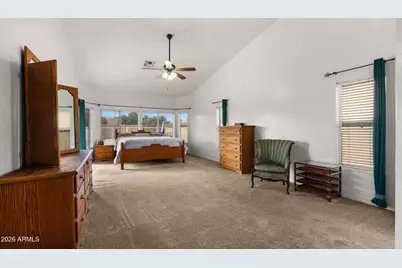 1064 N Portland Avenue, Gilbert, AZ 85234 - Photo 6