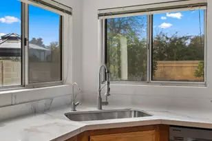 1064 N Portland Ave, Gilbert, AZ 85234 - Photo 16