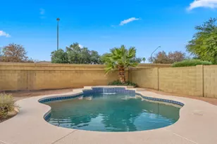 1064 N Portland Ave, Gilbert, AZ 85234 - Photo 40