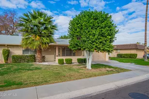 9232 N 110th Ave, Sun City, AZ 85351 - Photo 1