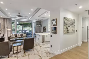 2802 E Camino Acequia Dr, Phoenix, AZ 85016 - Photo 4