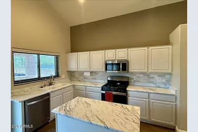 10429 E Hillery Drive, Scottsdale, AZ 85255 - Photo 8