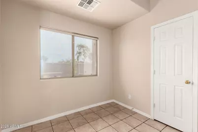 5609 S 31st Drive, Phoenix, AZ 85041 - Photo 10