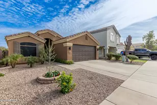 5609 S 31st Dr, Phoenix, AZ 85041 - Photo 2