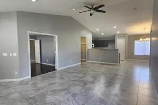 11954 W Holly St, Avondale, AZ 85392 - Photo 4